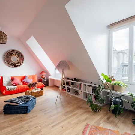 Veeve - Sleek Chic Apartment